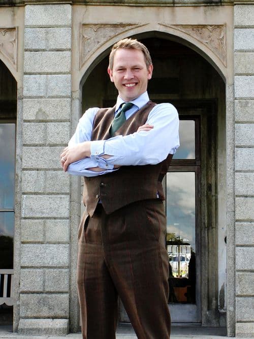 Antiques to the Rescue